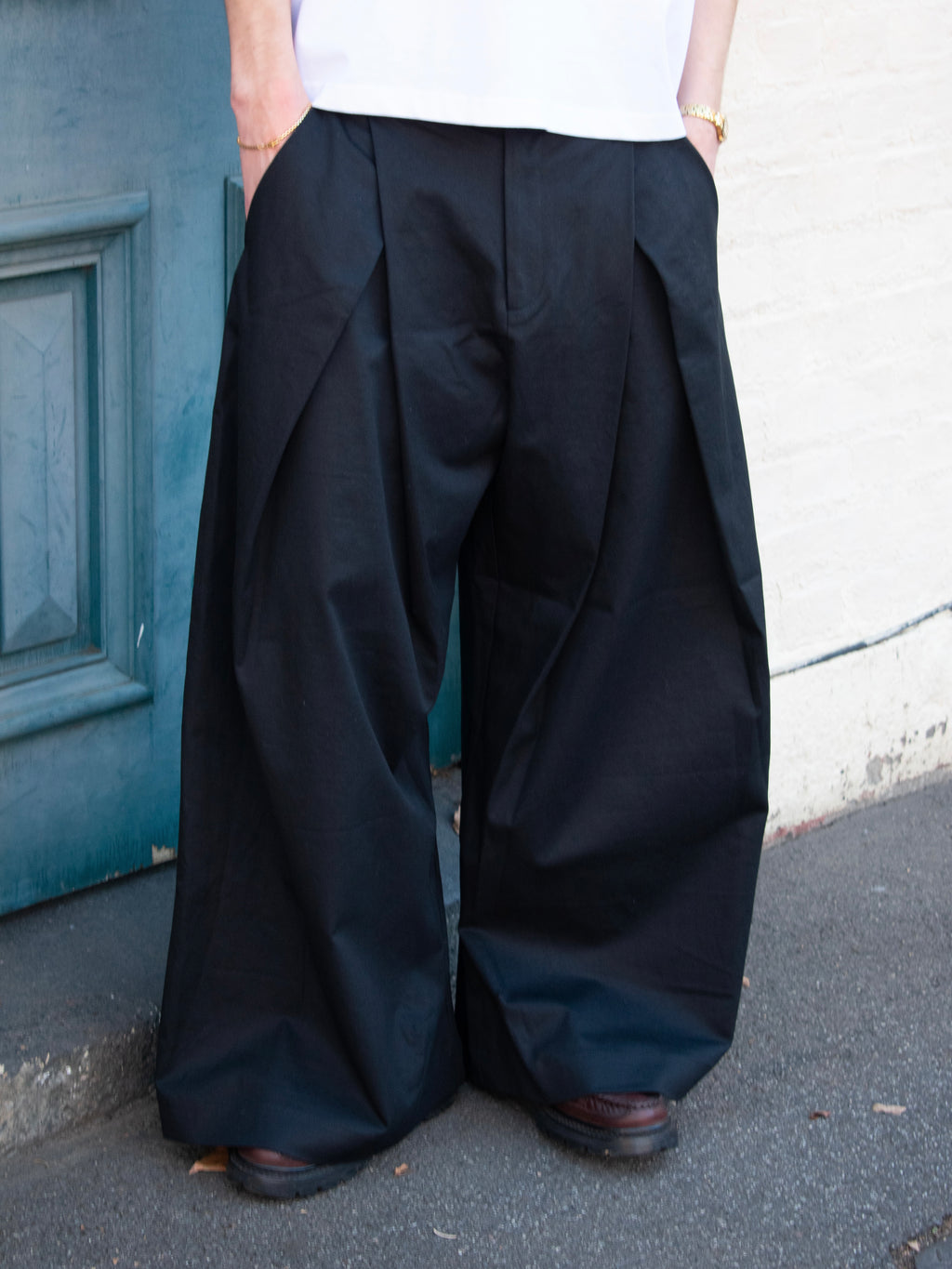 Fall Pleated Trouser (Black)